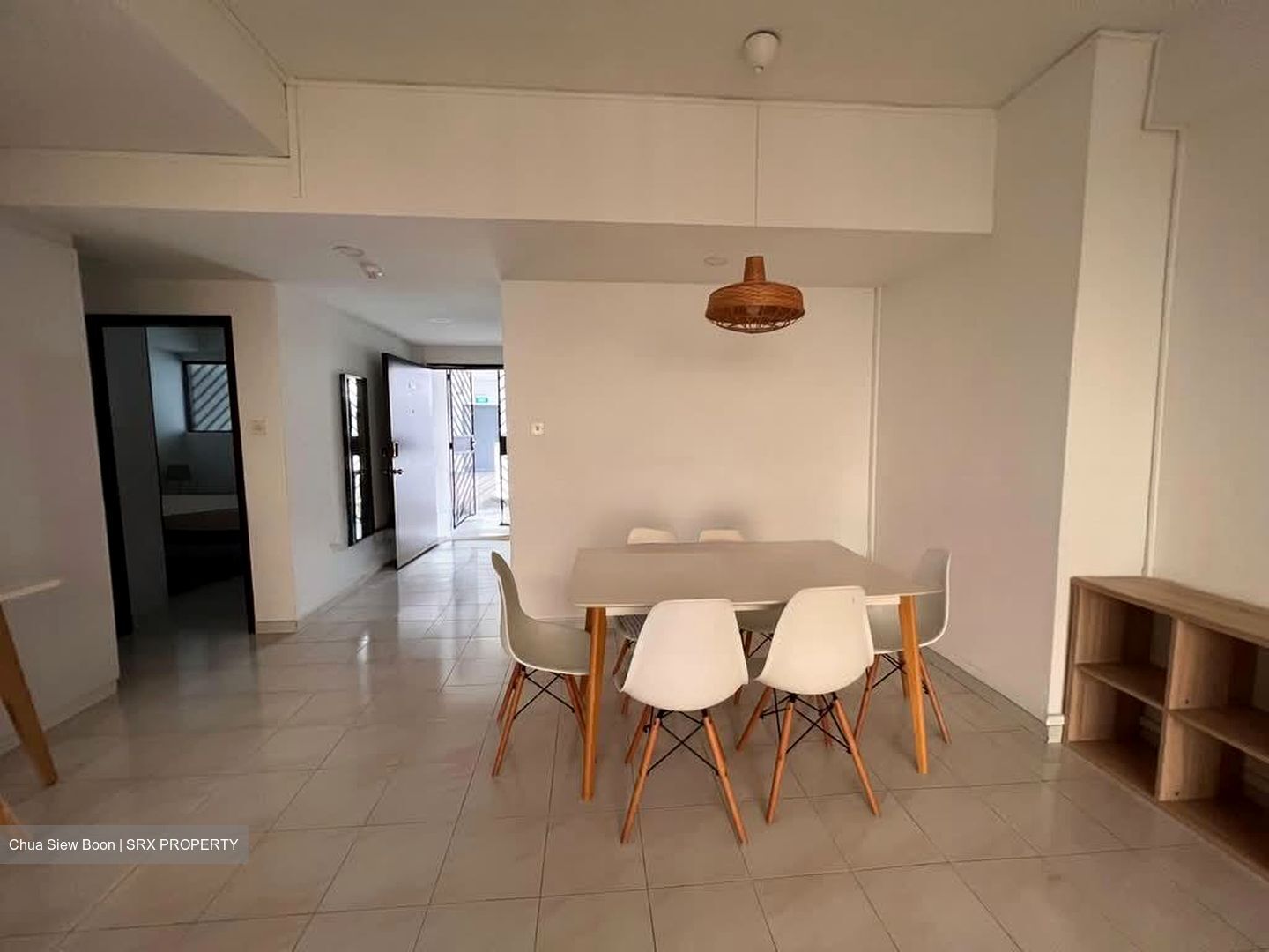 International Plaza (D2), Apartment #564060761